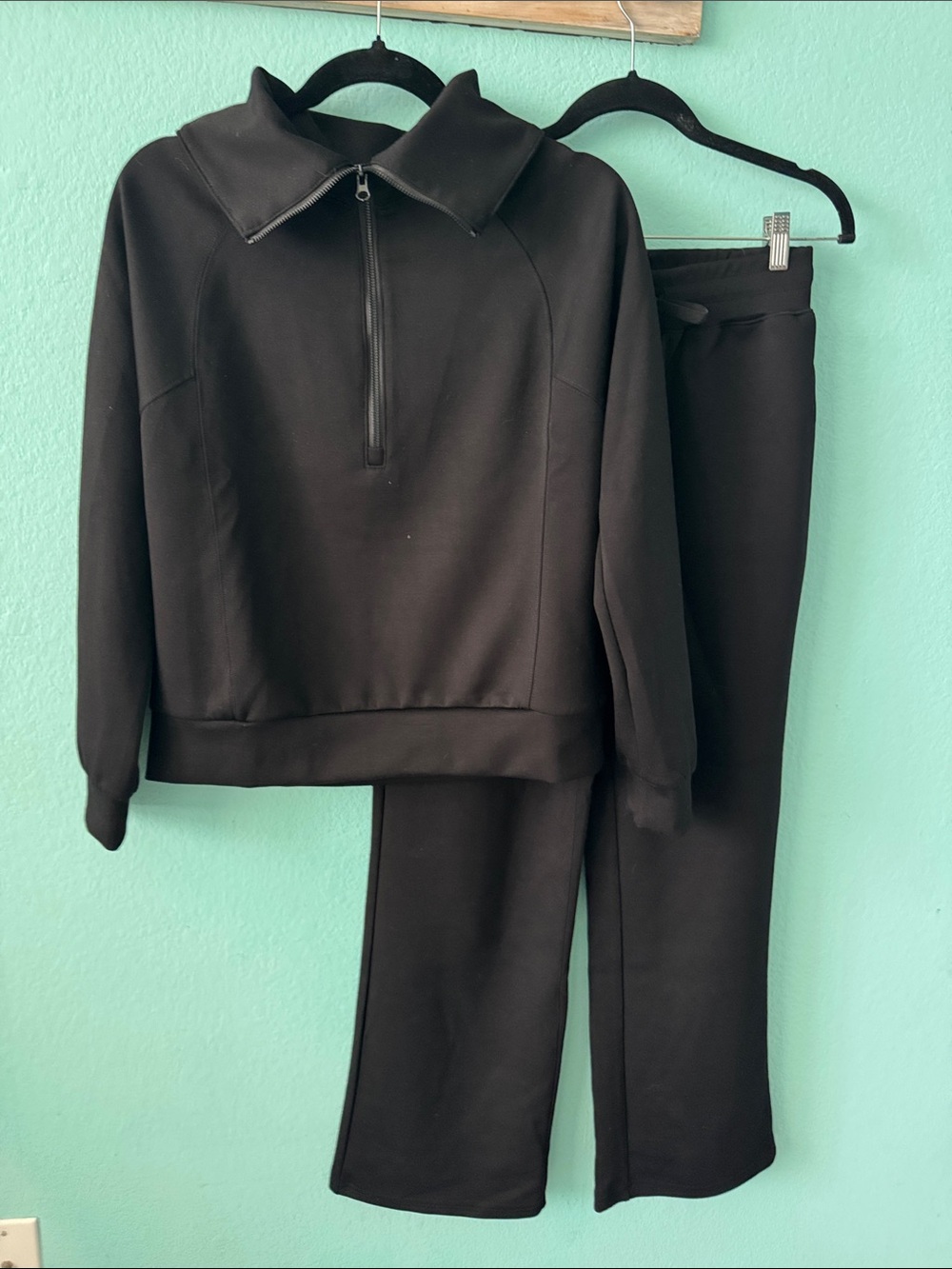 Women's Black Half Zip Sweatshirt & Wide-Leg Pants Set